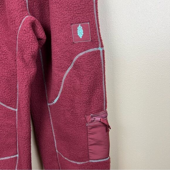 NWT Free People Sweatpants Fuzzy Burgundy Oversized Size S - Picture 2 of 9
